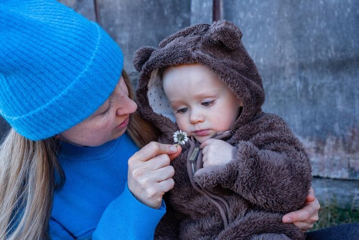 baby ko sardi se kaise bachaye by DesiExpert.com