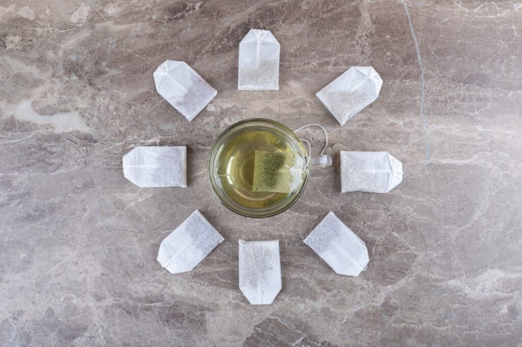 Dark Circles Dur Karne Ke Totkay by DesiExpert.com