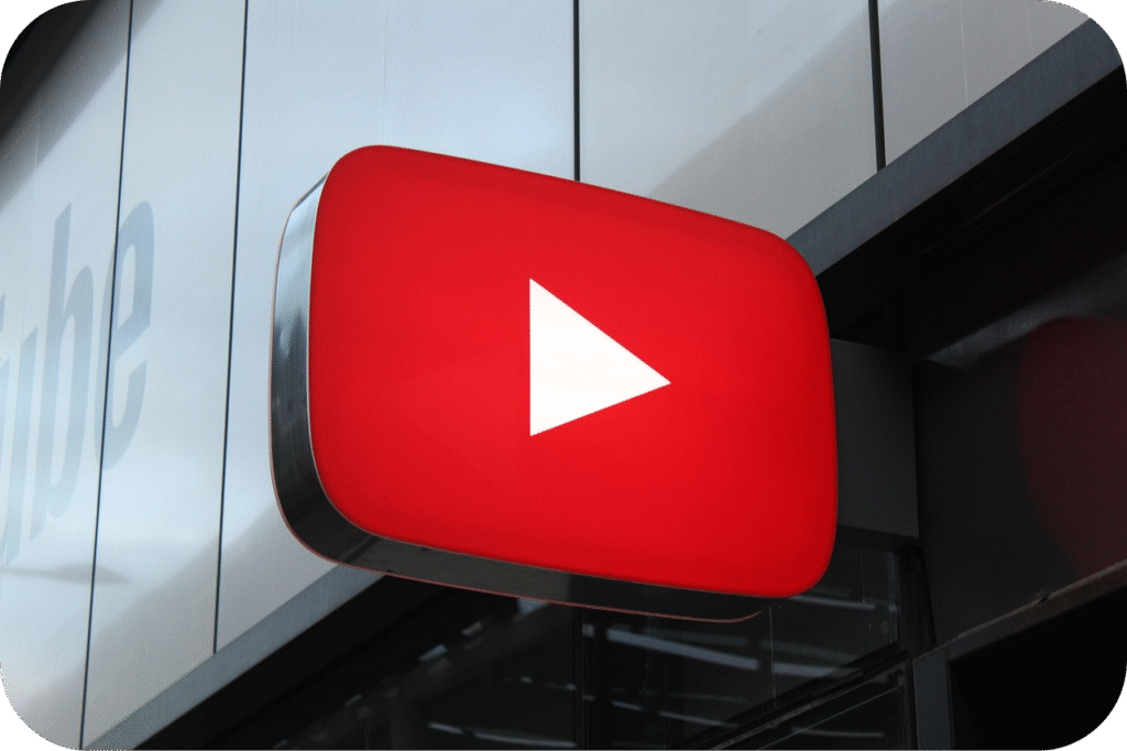 YouTube Se Paise Kaise Kamayein by DesiExpert.com